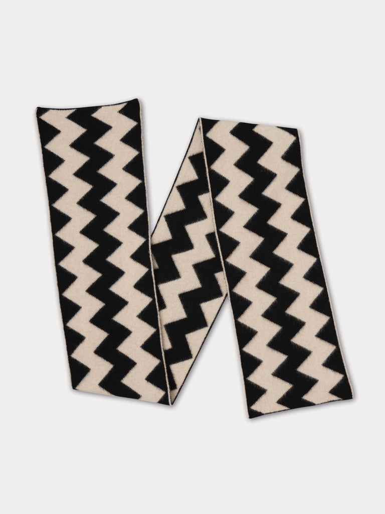 black and white zigzag patterned scarf