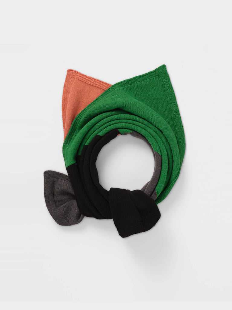 SQUARE NECKERCHIEF PAGODA & PLASTER