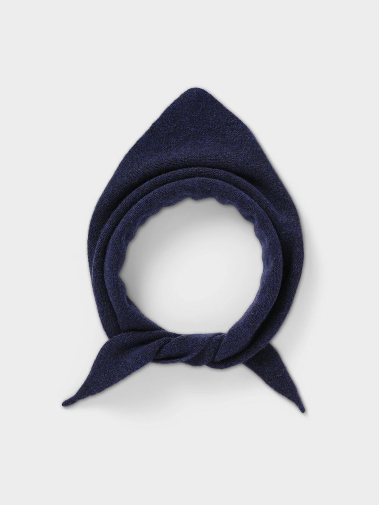 PLAIN TRIANGLE NECKERCHIEF COSMOS