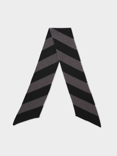 SMALL DIAGONAL STRIPE SCARF BLACK & DRILL GREY