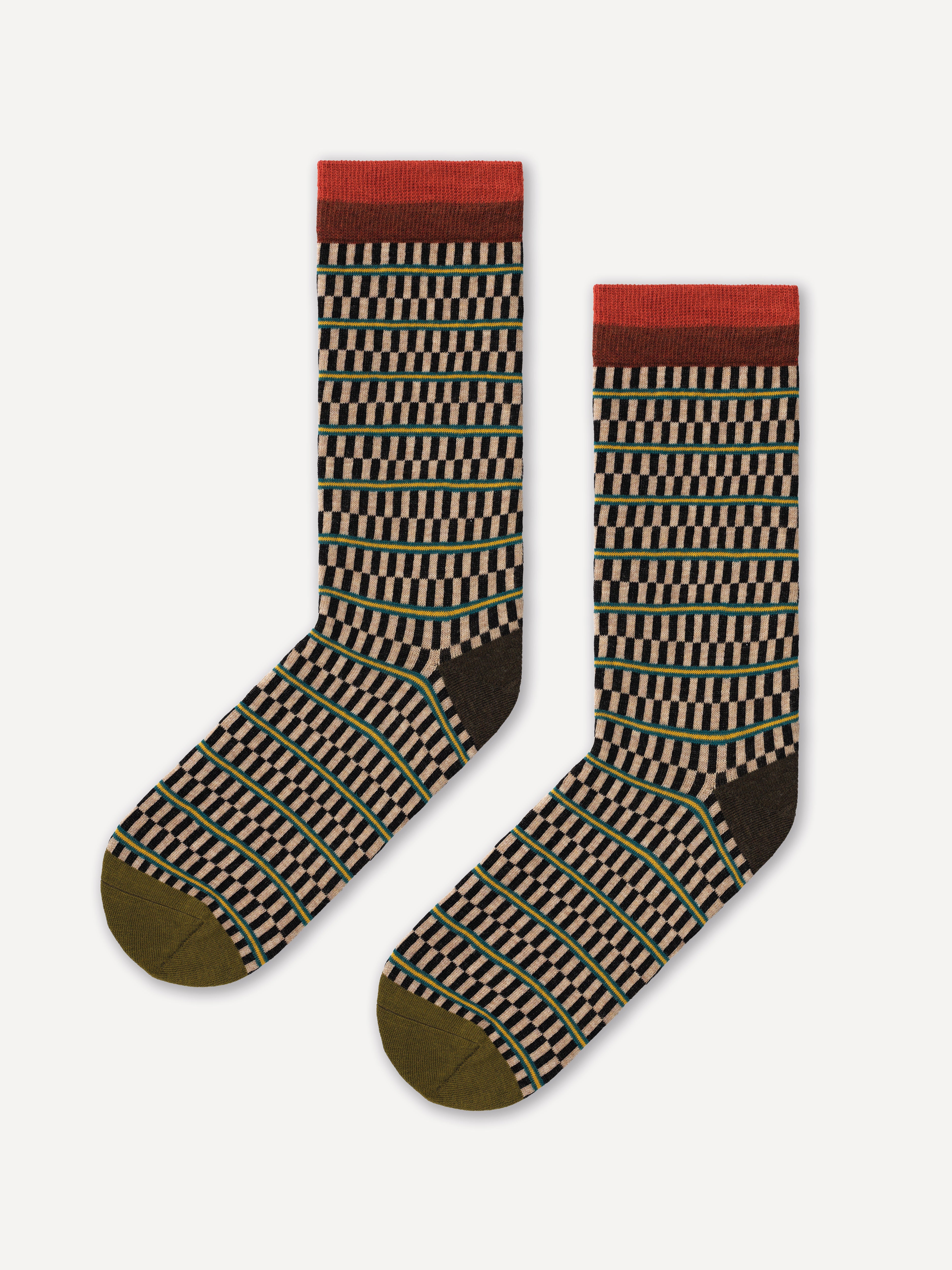 STRIPE AND RECTANGLE BLACK ANKLE SOCKS