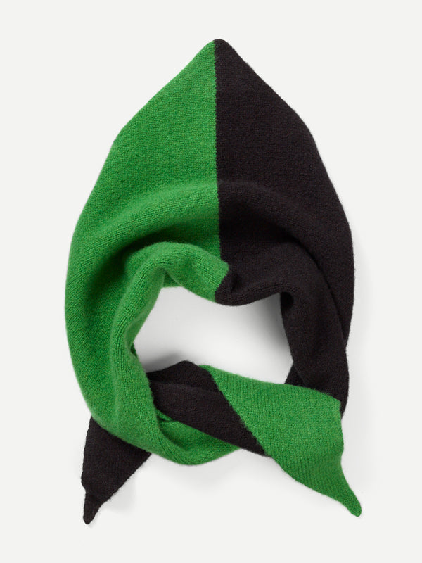 HALF HALF TRIANGLE NECKERCHIEF BLACK & PAGODA